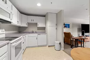 2 Ocean Ave, Gloucester, MA 01930 - Photo 3