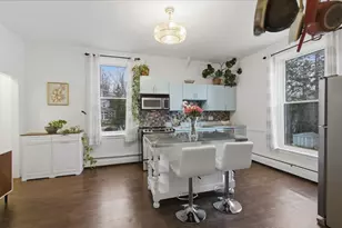 4 Mt Vernon St, Haverhill, MA 01830 - Photo 9