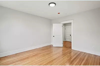 30 Boardman Street, Worcester, MA 01606 - Photo 5