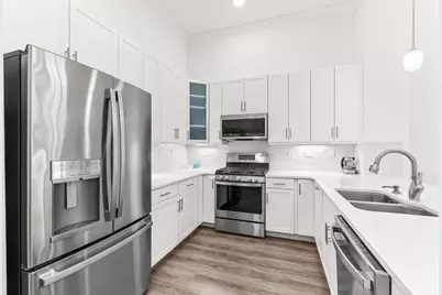 320 Middlesex Avenue #403 E, Medford, MA 02155 - Photo 3