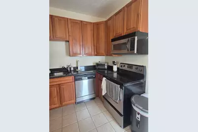 84 South #84, Waltham, MA 02451 - Photo 3