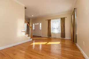 8 Summer Hill Cir, Arlington, MA 02474 - Photo 5