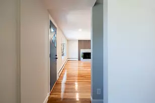 1049 Pleasant St, Canton, MA 02021 - Photo 11