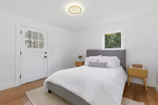 1806 Beacon St, Newton, MA 02468 - Photo 17