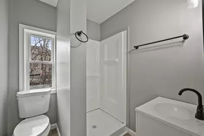 5-6 Monteleone Pl, Pittsfield, MA 01201 - Photo 17