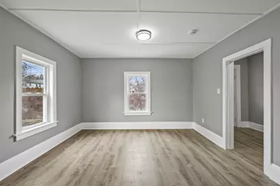 5-6 Monteleone Pl, Pittsfield, MA 01201 - Photo 11