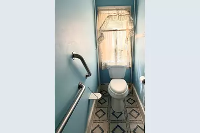 5-6 Monteleone Pl, Pittsfield, MA 01201 - Photo 31