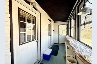 5-6 Monteleone Pl, Pittsfield, MA 01201 - Photo 25