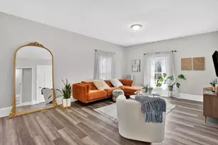 16 Washington Ave, Holyoke, MA 01040 - Photo 9