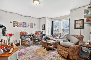 16 Washington Ave, Holyoke, MA 01040 - Photo 35