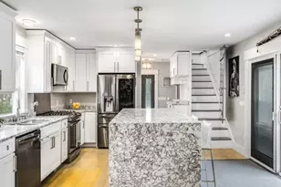 15 Center St, Provincetown, MA 02657 - Photo 9