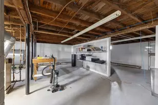 25 Fairview Ave, Dracut, MA 01826 - Photo 13