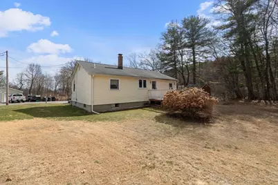 25 Fairview Ave, Dracut, MA 01826 - Photo 19