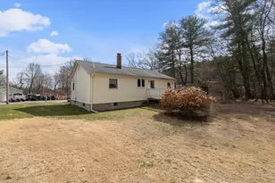 25 Fairview Ave, Dracut, MA 01826 - Photo 19