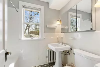 71 Woodland Rd, Malden, MA 02148 - Photo 23