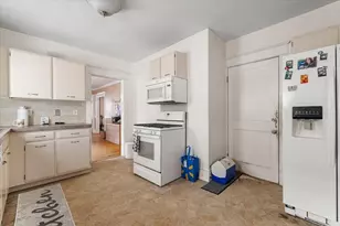 85 Narragansett St, Springfield, MA 01107 - Photo 35