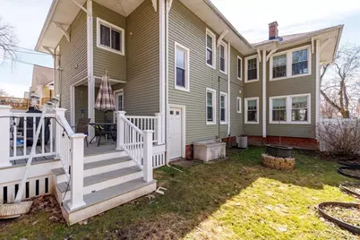 85 Narragansett St, Springfield, MA 01107 - Photo 37