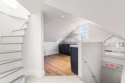 24 Bridge St #203, Manchester by the Sea, MA 01944 - Photo 9