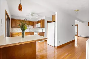 34 Whitby St, Boston, MA 02128 - Photo 3