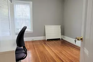 25 Martin St, Medford, MA 02155 - Photo 9