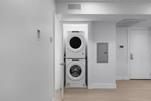 301 Border St, Boston, MA 02128 - Photo 23