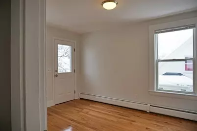 252 Ash St #04, Waltham, MA 02453 - Photo 5