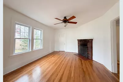 10 Perrot St, Worcester, MA 01602 - Photo 3