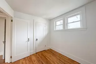 10 Perrot St, Worcester, MA 01602 - Photo 11