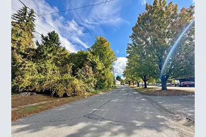 171 Cleveland Street, Greenfield, MA 01301 - Photo 3