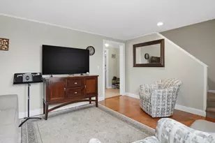 270 Sunderland Rd, Worcester, MA 01604 - Photo 5