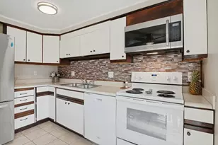 270 Sunderland Rd, Worcester, MA 01604 - Photo 7