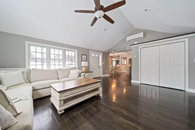 461 Maple St, Franklin, MA 02038 - Photo 15