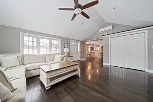 461 Maple St, Franklin, MA 02038 - Photo 15