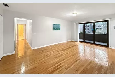 2 Shrewsbury Green Dr #F, Shrewsbury, MA 01545 - Photo 5