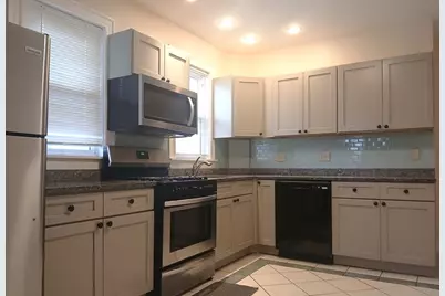 989 Boylston Street #989, Newton, MA 02461 - Photo 9