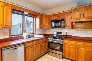 88 Glen St, Somerville, MA 02145 - Photo 5