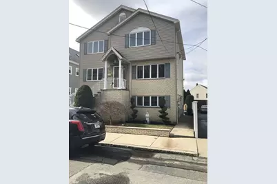 18 Belmont Park #1, Everett, MA 02149 - Photo 1