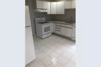 18 Belmont Park #1, Everett, MA 02149 - Photo 3