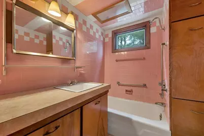 100 West Meadow, Lowell, MA 01854 - Photo 19