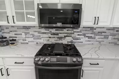 110 Russell St, Peabody, MA 01906 - Photo 11