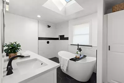 110 Russell St, Peabody, MA 01906 - Photo 21