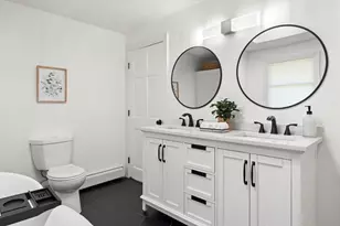 110 Russell St, Peabody, MA 01906 - Photo 23