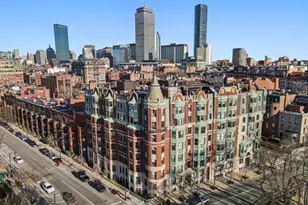 4 Charlesgate E, Boston, MA 02215 - Photo 21