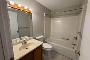 240 Parkerview St, Springfield, MA 01129 - Photo 11