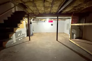 240 Parkerview St, Springfield, MA 01129 - Photo 13