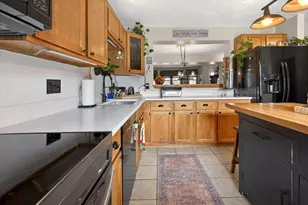 1001 Brookhaven Ln, Woonsocket, RI 02895 - Photo 15