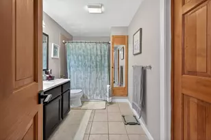 1001 Brookhaven Ln, Woonsocket, RI 02895 - Photo 23