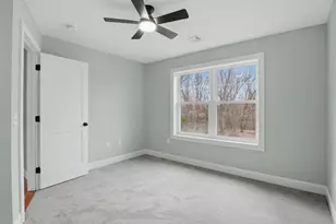 185 Vineland Ave, East Longmeadow, MA 01028 - Photo 21