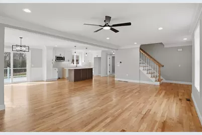 185 Vineland Avenue, East Longmeadow, MA 01028 - Photo 5