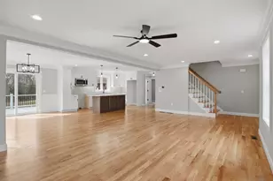 185 Vineland Ave, East Longmeadow, MA 01028 - Photo 5